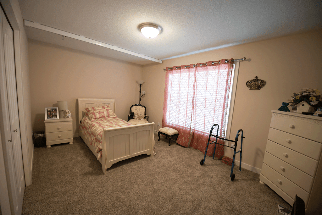 Hometown Senior Living 8687 Eagle Point Blvd, Lake Elmo, MN 55042