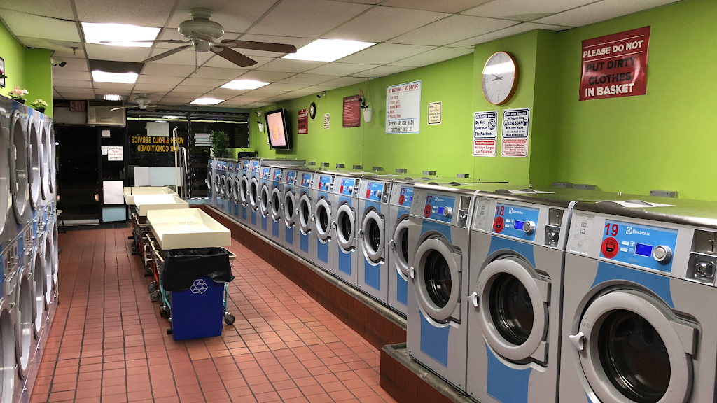 Green Wave Laundromat corp. | 222-13 Braddock Ave, Queens Village, NY 11428, USA | Phone: (718) 740-5004