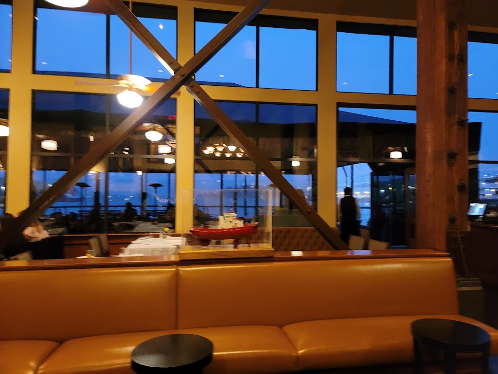 The Waterfront Restaurant | 7 The Embarcadero, San Francisco, CA 94111, USA | Phone: (415) 391-2696