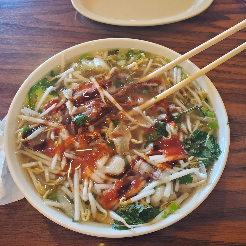 Pho Viet Vietnamese Noodle and Grill | 12257 Limonite Ave #830, Eastvale, CA 91752, USA | Phone: (951) 233-7090