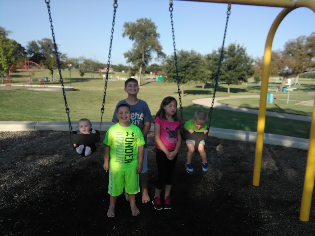 Hillsboro City Park | 200 Milford Rd, Hillsboro, TX 76645, USA | Phone: (254) 582-3478