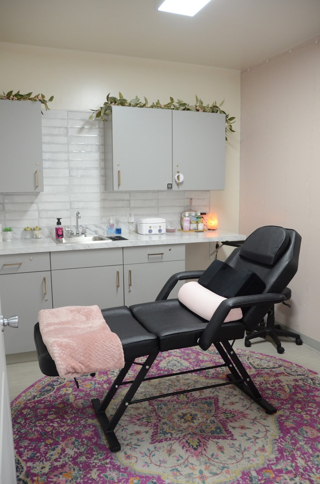 aura beauty | 2319 Wicker Ave, Schererville, IN 46375, USA | Phone: (219) 629-8348