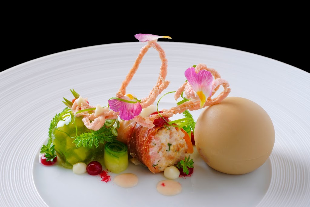TRITON Restaurant | Václavské nám. 784/26, 110 00 Praha 1-Nové Město, Czechia | Phone: 221 081 218