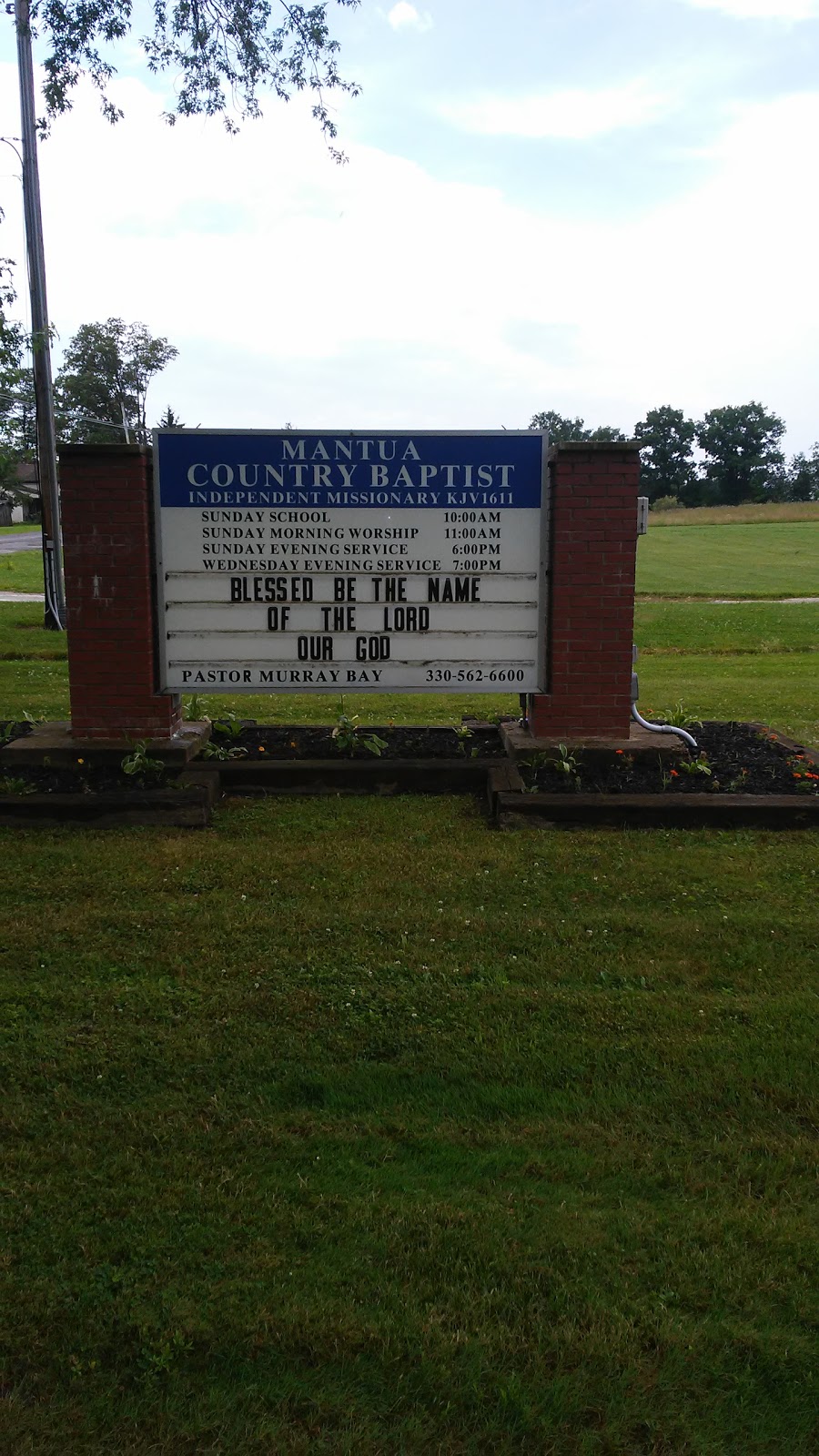 Mantua Country Baptist Church | 12385 Chamberlain Rd, Aurora, OH 44202, USA | Phone: (330) 562-6600