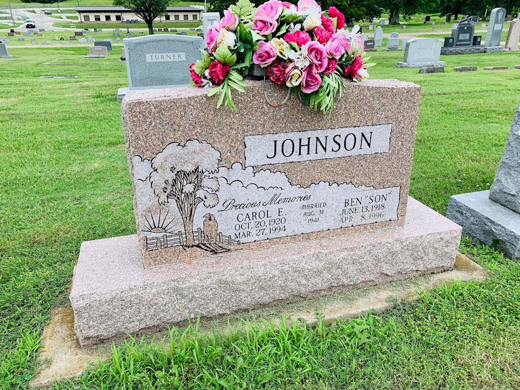 Pawhuska City Cemetery | 600 W 11th St, Pawhuska, OK 74056, USA | Phone: (918) 287-1326