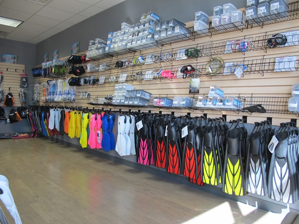 Bluewater Divers | 6401 N Interstate Dr, Norman, OK 73069, USA | Phone: (405) 631-4433