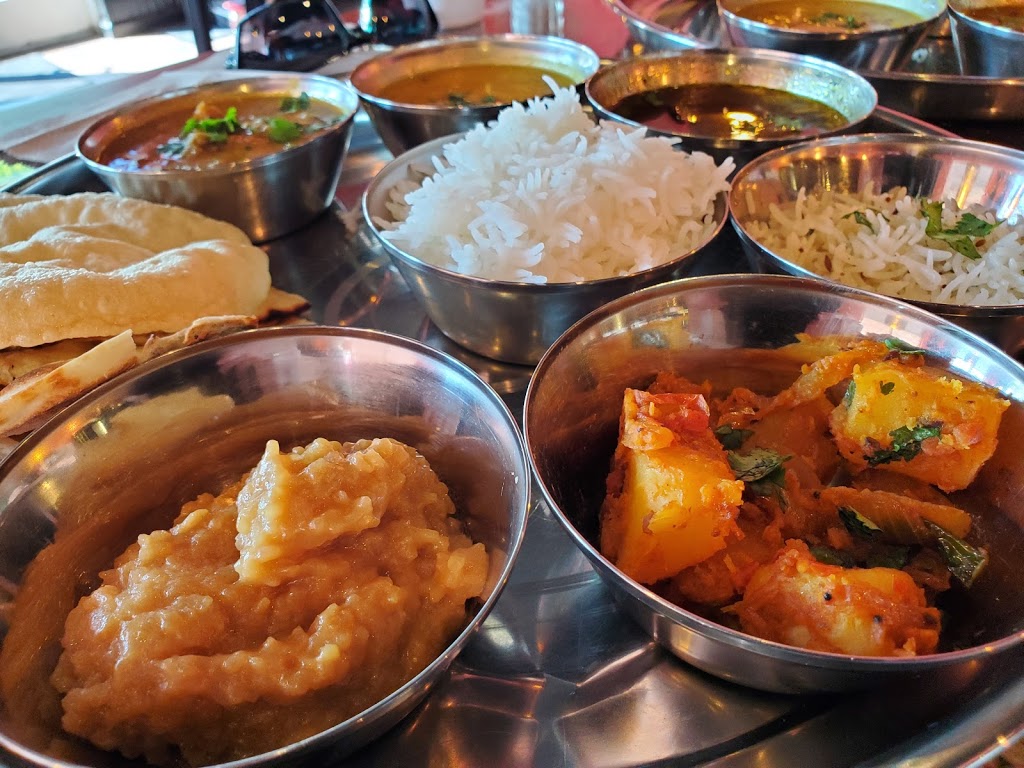 Curry n Cake | 2015 E Arbors Dr #270, Charlotte, NC 28262, USA | Phone: (704) 688-5972