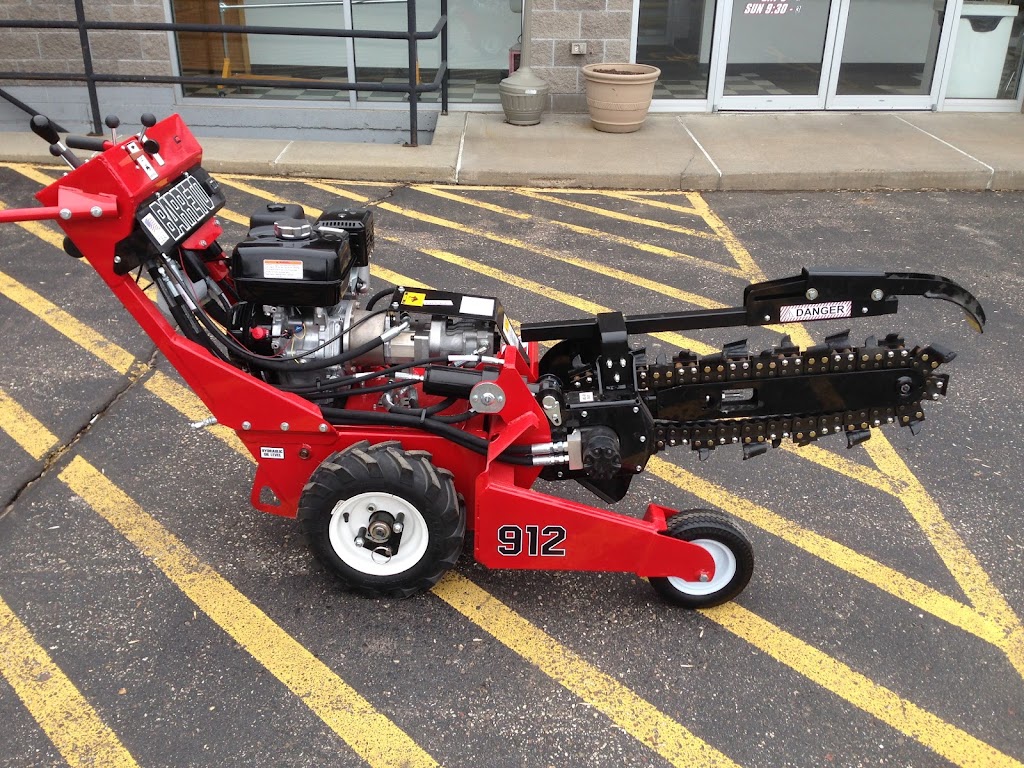 Express Lube & Rental: New Richmond | 121 W N Shore Dr, New Richmond, WI 54017, USA | Phone: (715) 246-2026