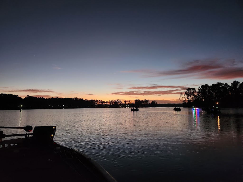 Wind Creek State Park Campground | 5033-5001 Wind Creek State Park Entrance, Alexander City, AL 35010, USA | Phone: (256) 329-0845