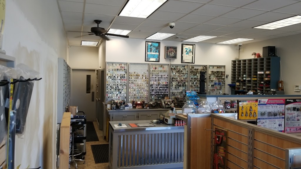 Chets Lock and Key | 4587 Indian Creek Pkwy, Overland Park, KS 66207, USA | Phone: (913) 381-5565