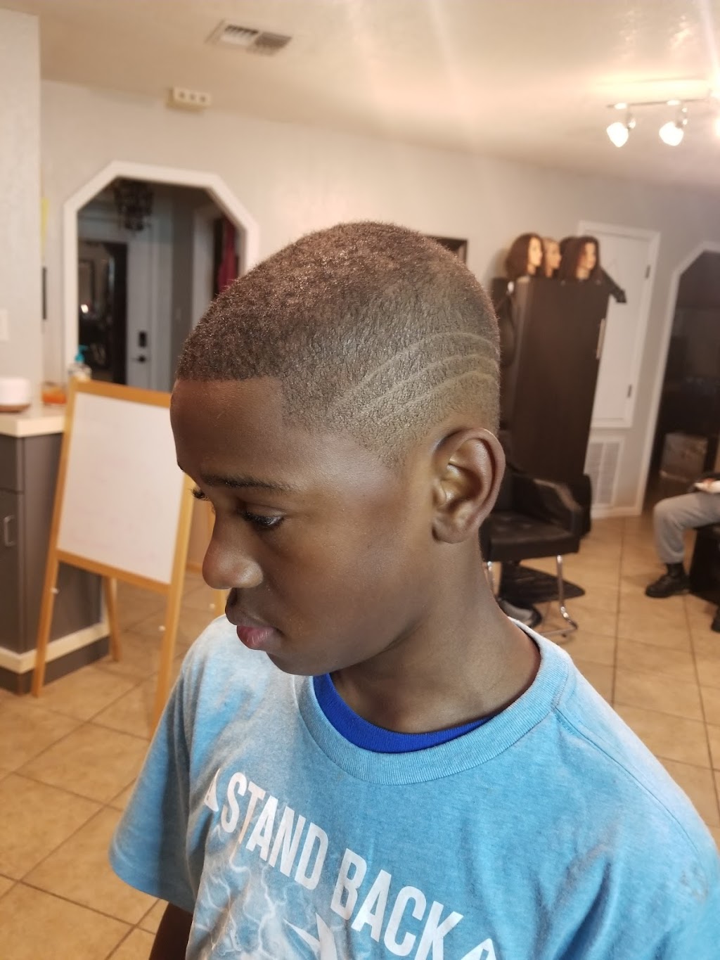 Hair So Funky | 205 Taylor St, Hutto, TX 78634, USA | Phone: (512) 909-5322