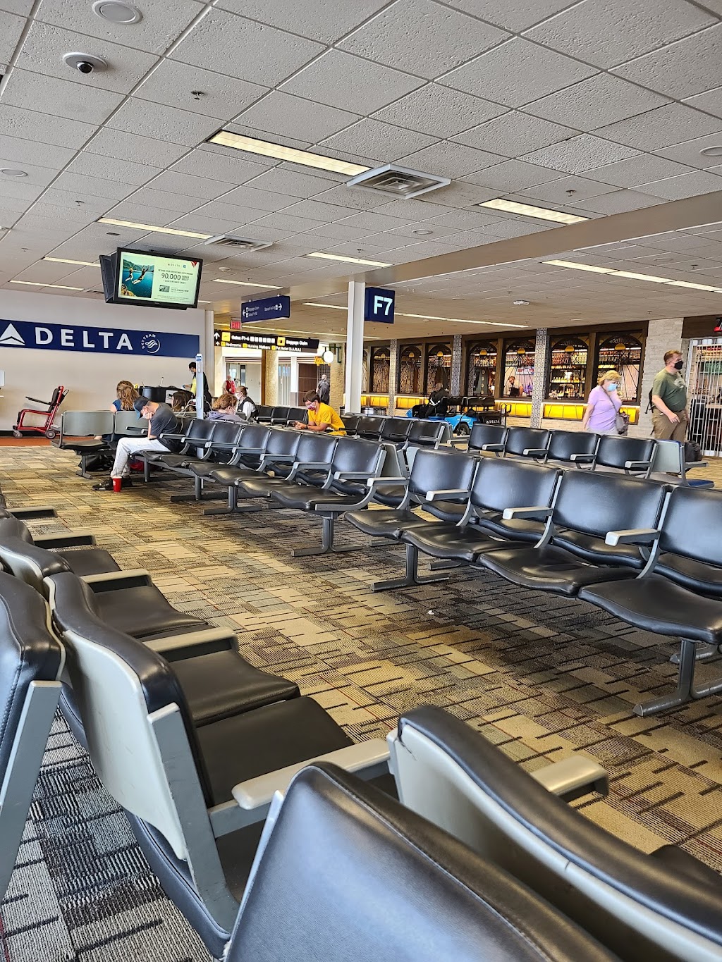 Minneapolis−Saint Paul International Airport | Minnesota, USA | Phone: (612) 726-5555