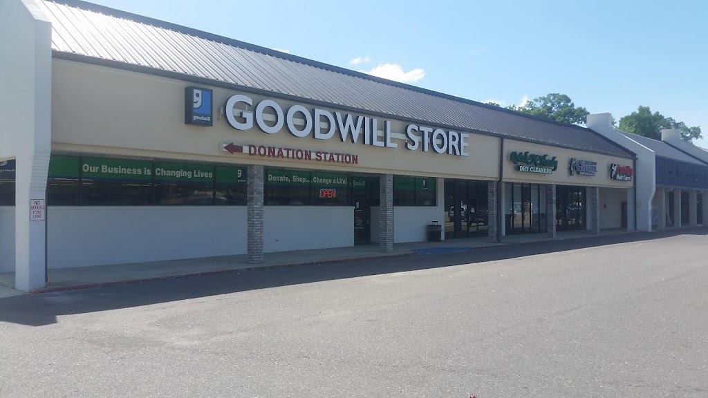 Goodwill Industries of Southeastern Louisiana | 29770 Walker South Rd, Walker, LA 70785, USA | Phone: (225) 667-3668