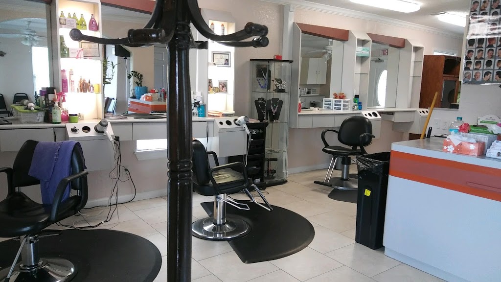 Forever Beauty Salon | 4004 E 1st St, Fort Worth, TX 76111, USA | Phone: (817) 291-9733