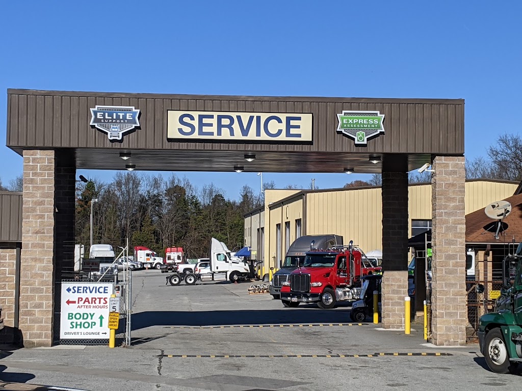 Velocity Truck Centers - Greensboro | 6420 Burnt Poplar Rd, Greensboro, NC 27409, USA | Phone: (336) 668-0911