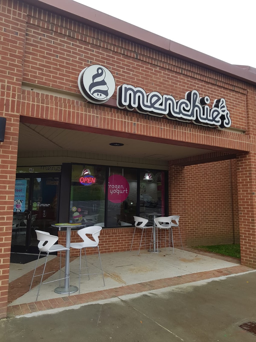 Menchies Frozen Yogurt | 4711 Hope Valley Rd Ste 6E, Durham, NC 27707, USA | Phone: (919) 908-9330