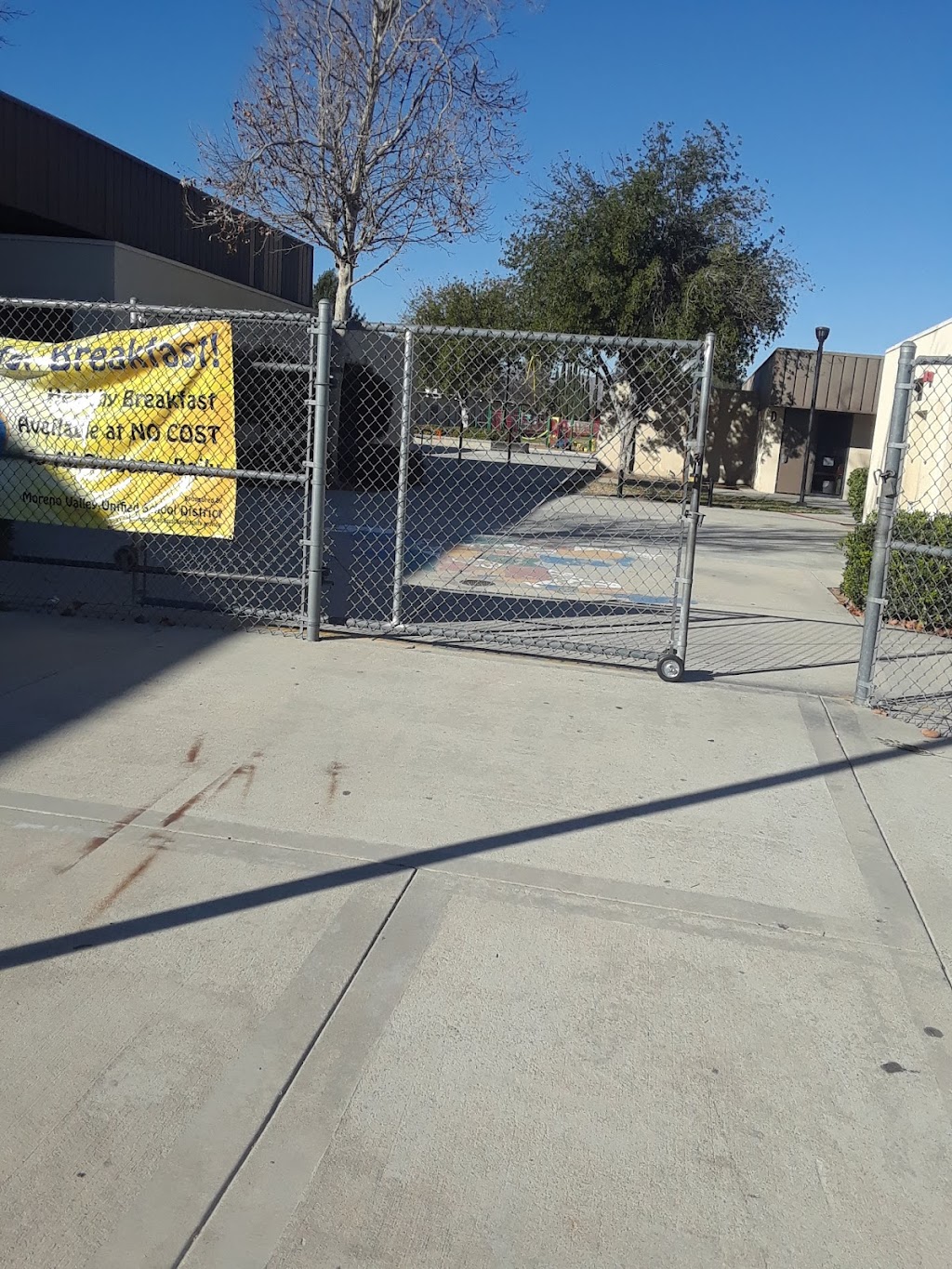 Serrano Elementary School | 24100 Delphinium Ave, Moreno Valley, CA 92553, USA | Phone: (951) 571-4660