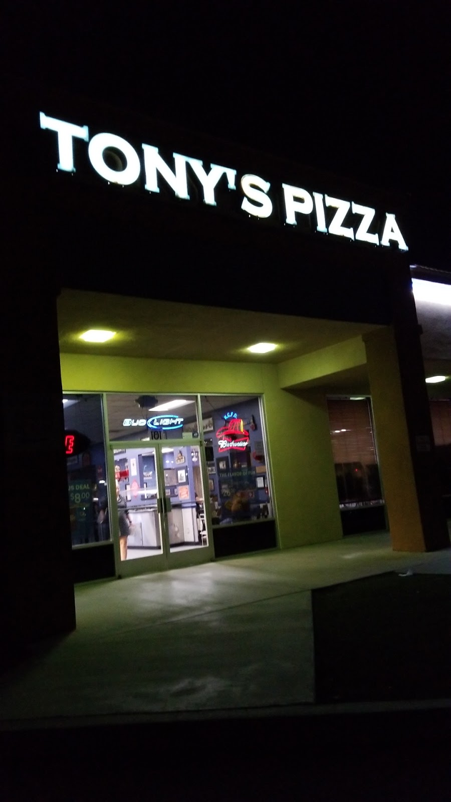 Tonys Pizza | 4750 Coffee Rd # 101, Bakersfield, CA 93308, USA | Phone: (661) 588-4700