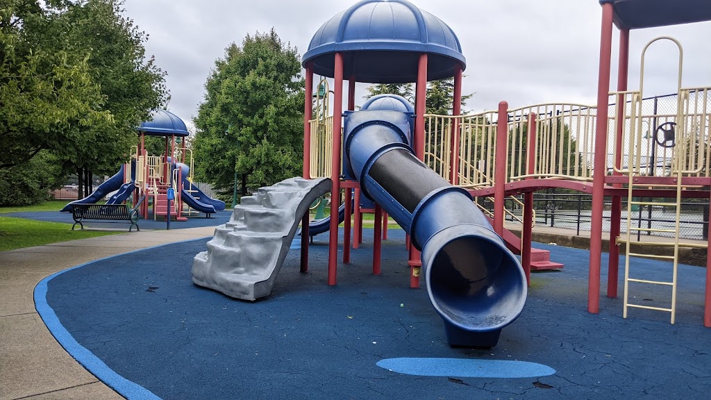 Belgrove Drive Playground | Belgrove Dr, Kearny, NJ 07032, USA | Phone: (201) 955-7983