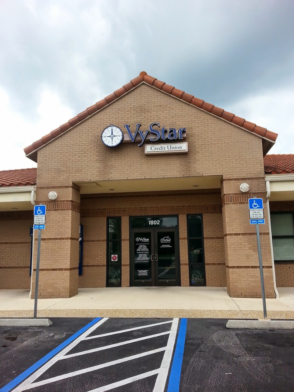 VyStar Credit Union | 1802 Kernan Blvd S, Jacksonville, FL 32246, USA | Phone: (904) 594-5360