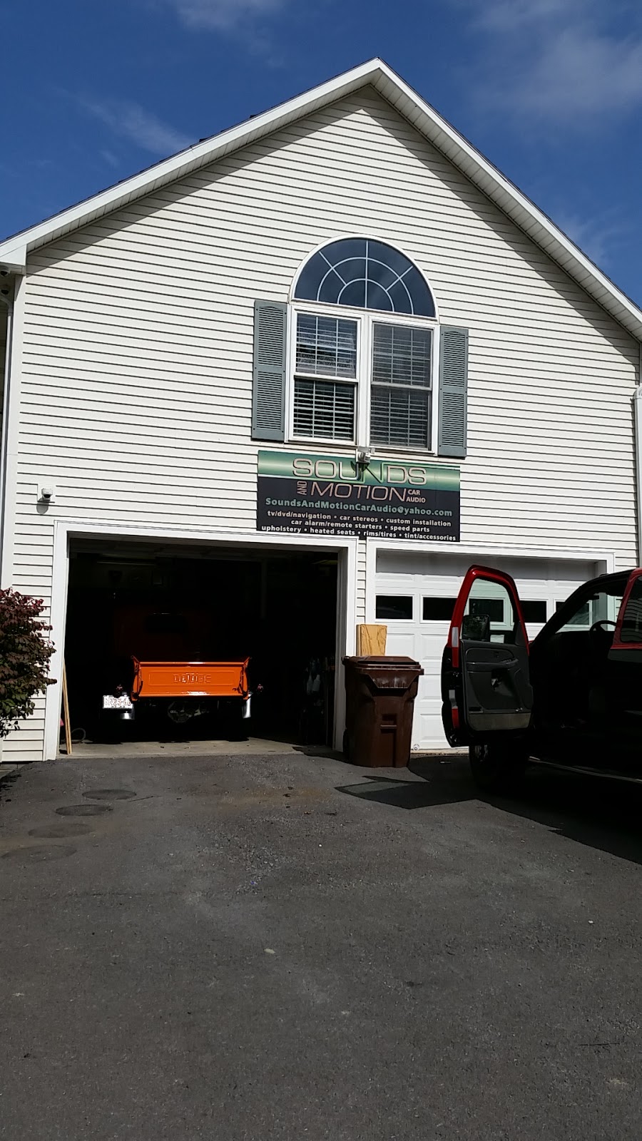 Sounds and Motion Car Audio | 10 N Main St, Voorheesville, NY 12186, USA | Phone: (518) 390-4247