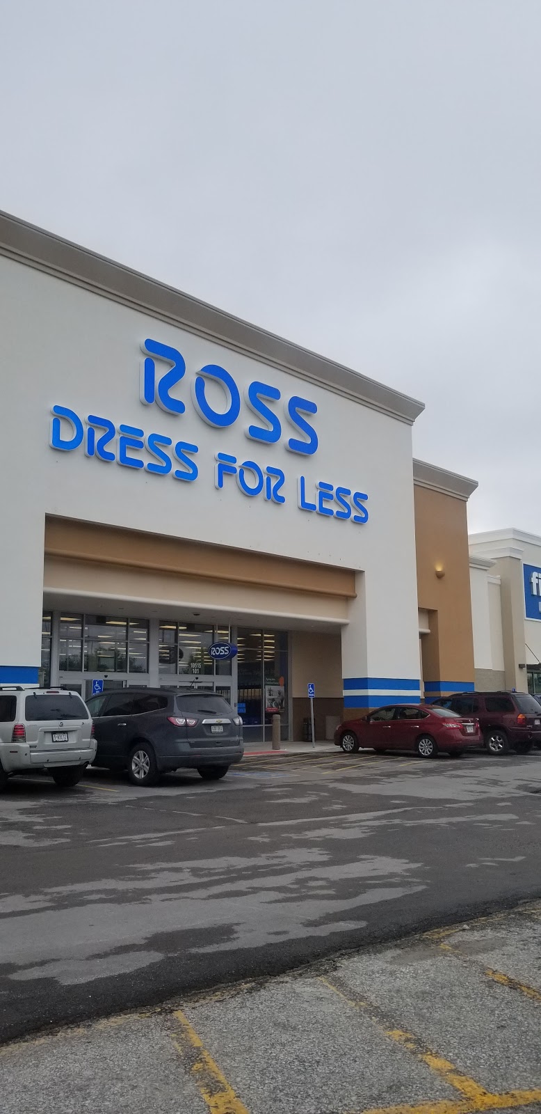 Ross Dress for Less | 10515 S 15th St Ste 101, Bellevue, NE 68123, USA | Phone: (402) 291-4104