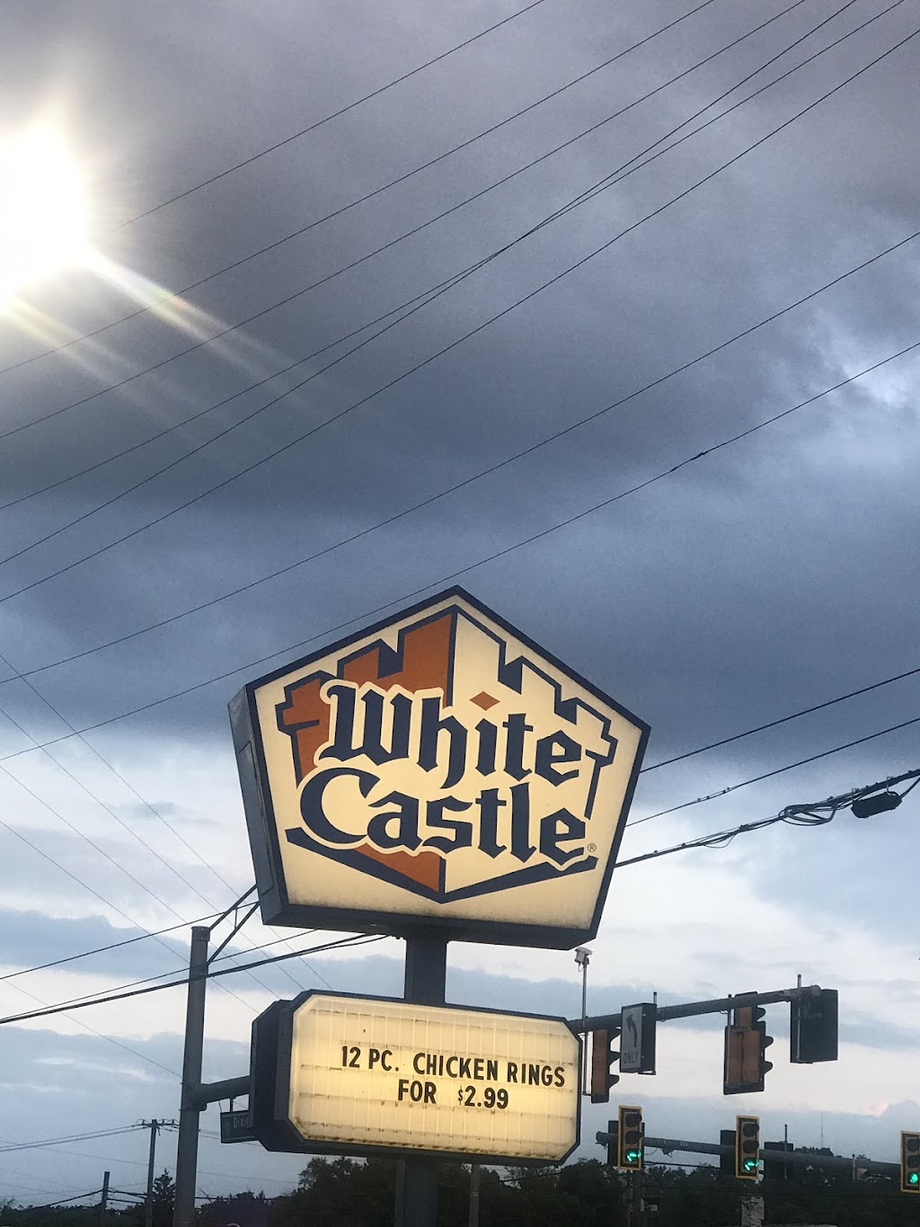 White Castle | 5590 Dixie Hwy, Fairfield, OH 45014, USA | Phone: (513) 942-1186