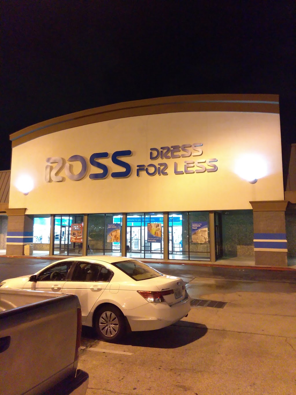 Ross Dress for Less | 4629 S Hulen St, Fort Worth, TX 76132, USA | Phone: (817) 294-3933