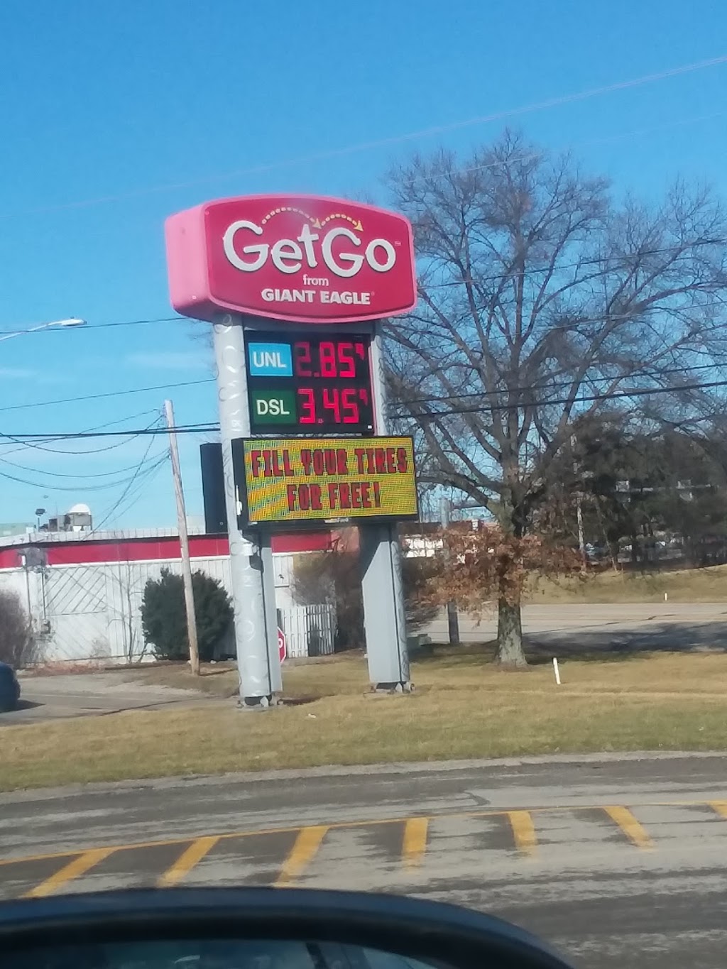 GetGo Gas Station & WetGo Car Wash | 111 McMillen Ave, Beaver Falls, PA 15010, USA | Phone: (724) 847-2263