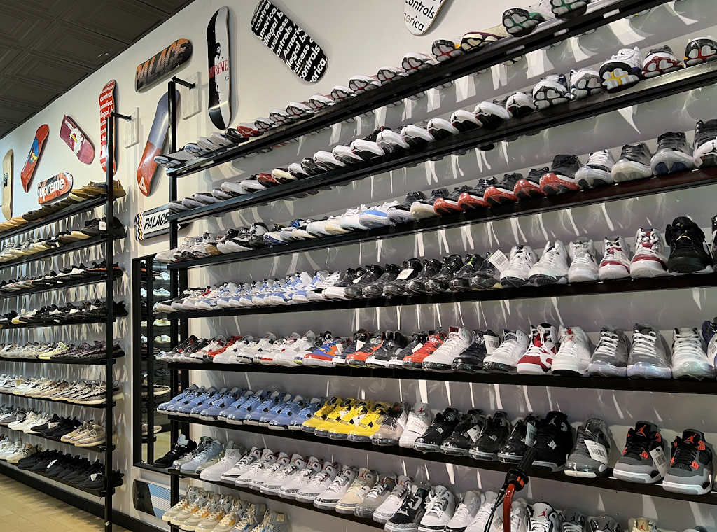 Laced Up | 1 Crossgates Mall Rd, Albany, NY 12203, USA | Phone: (518) 309-0402