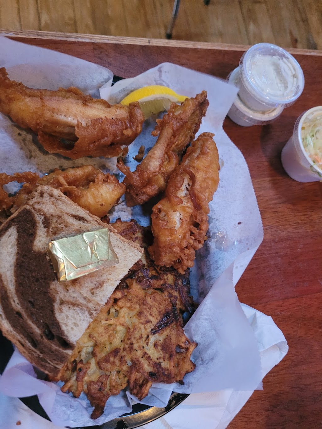 Hollywoods Roadhouse Bar & Grill | W332 N6629 County Trunk Hwy C, Nashotah, WI 53058, USA | Phone: (262) 727-7127