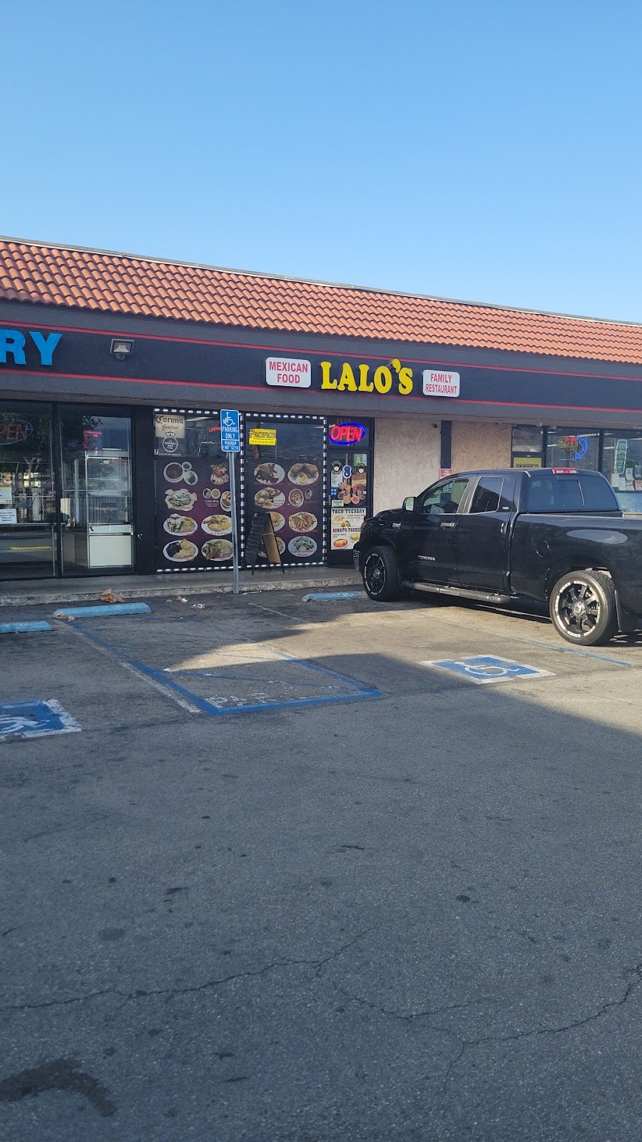 Lalos Family Restaurant Comida Mexicana | 530 S Citrus Ave, Azusa, CA 91702, USA | Phone: (626) 966-9146