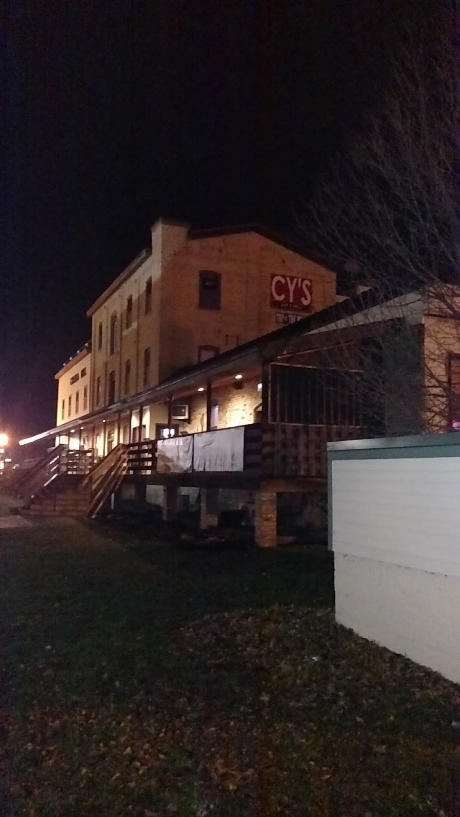 Cys Bar and Grill | 500 N Pine St # 100, Chaska, MN 55318, USA | Phone: (952) 448-9001