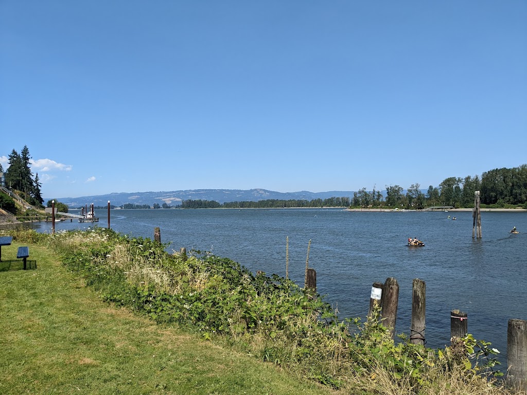 Grey Cliffs Waterfront Park | River St, St Helens, OR 97051, USA | Phone: (503) 397-6272