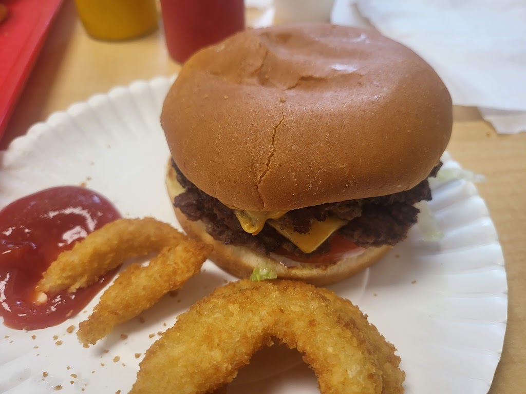 Burger & Shake | 5866 Spout Springs Rd c, Flowery Branch, GA 30542, USA | Phone: (770) 965-1312