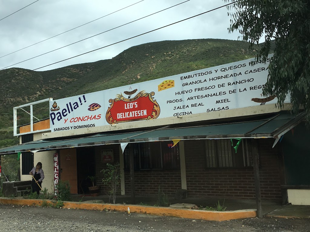 Leos Deli Food and Market | 22766 Villa de Juárez, Baja California, Mexico | Phone: 646 258 8635
