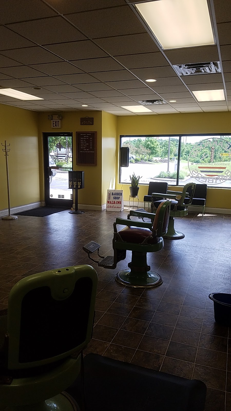 Breakroom Barbers | 11067 Clay Dr, Walton, KY 41094, USA | Phone: (859) 493-4025