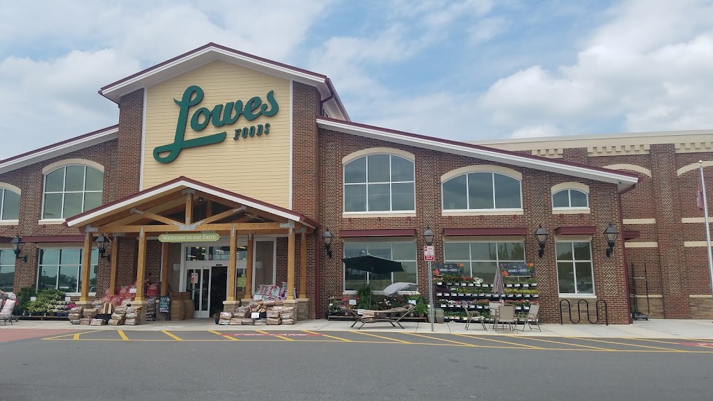Lowes Foods of Kernersville | 240 Market View Dr, Kernersville, NC 27284, USA | Phone: (336) 992-1860