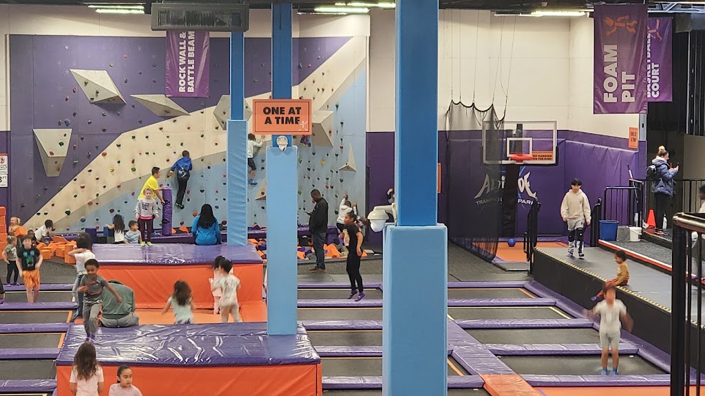 Altitude Trampoline Park | 75 Stockwell Dr, Avon, MA 02322, USA | Phone: (508) 857-1777