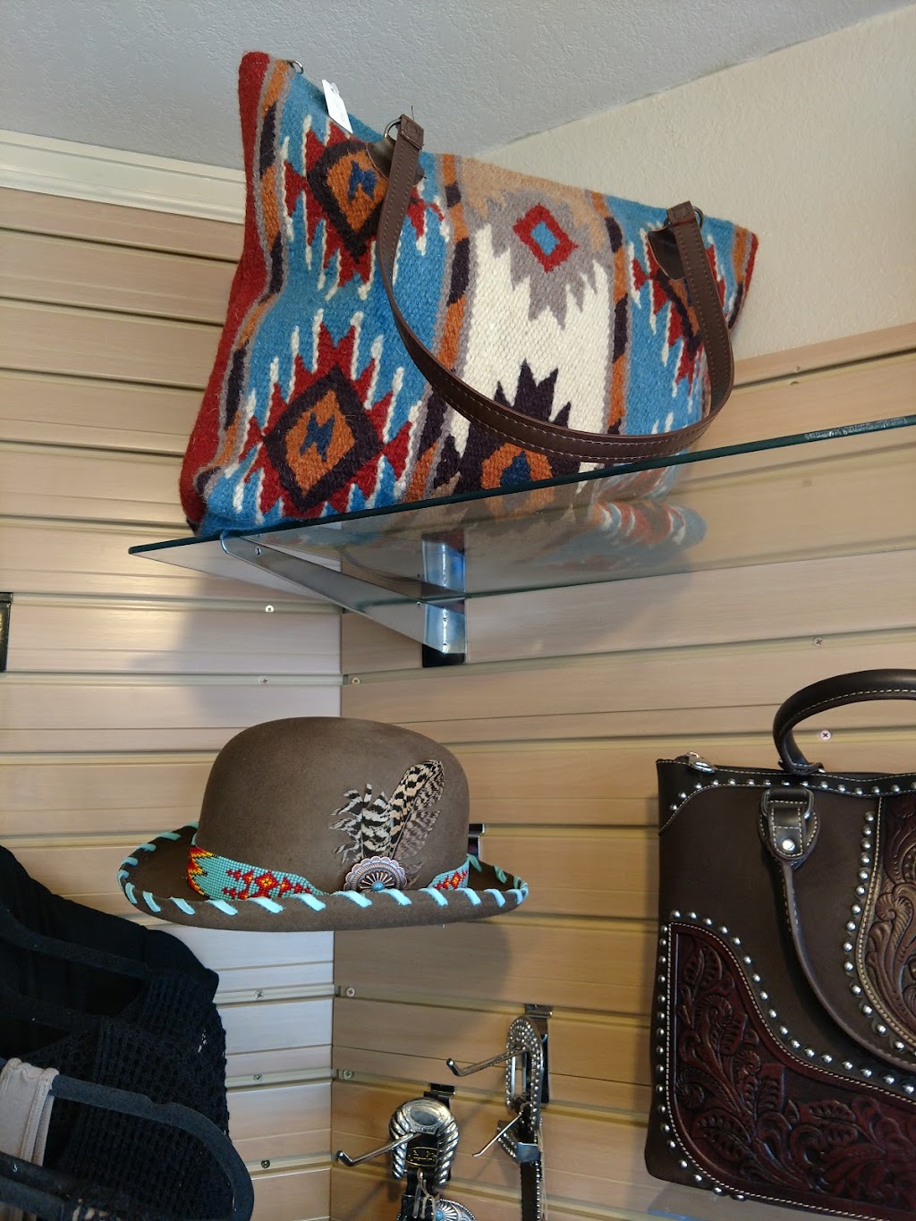 Heartland Boutique | 225 E Main St, Florence, CO 81226, USA | Phone: (719) 784-7620