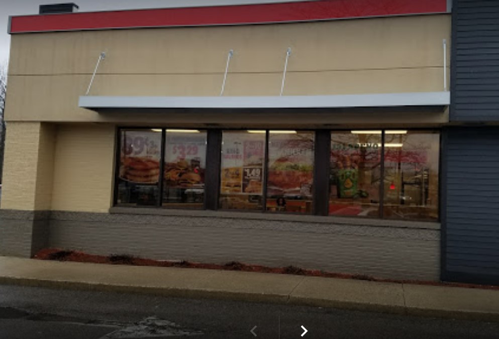 Burger King | 165 Pearl St, Braintree, MA 02184, USA | Phone: (781) 794-9995