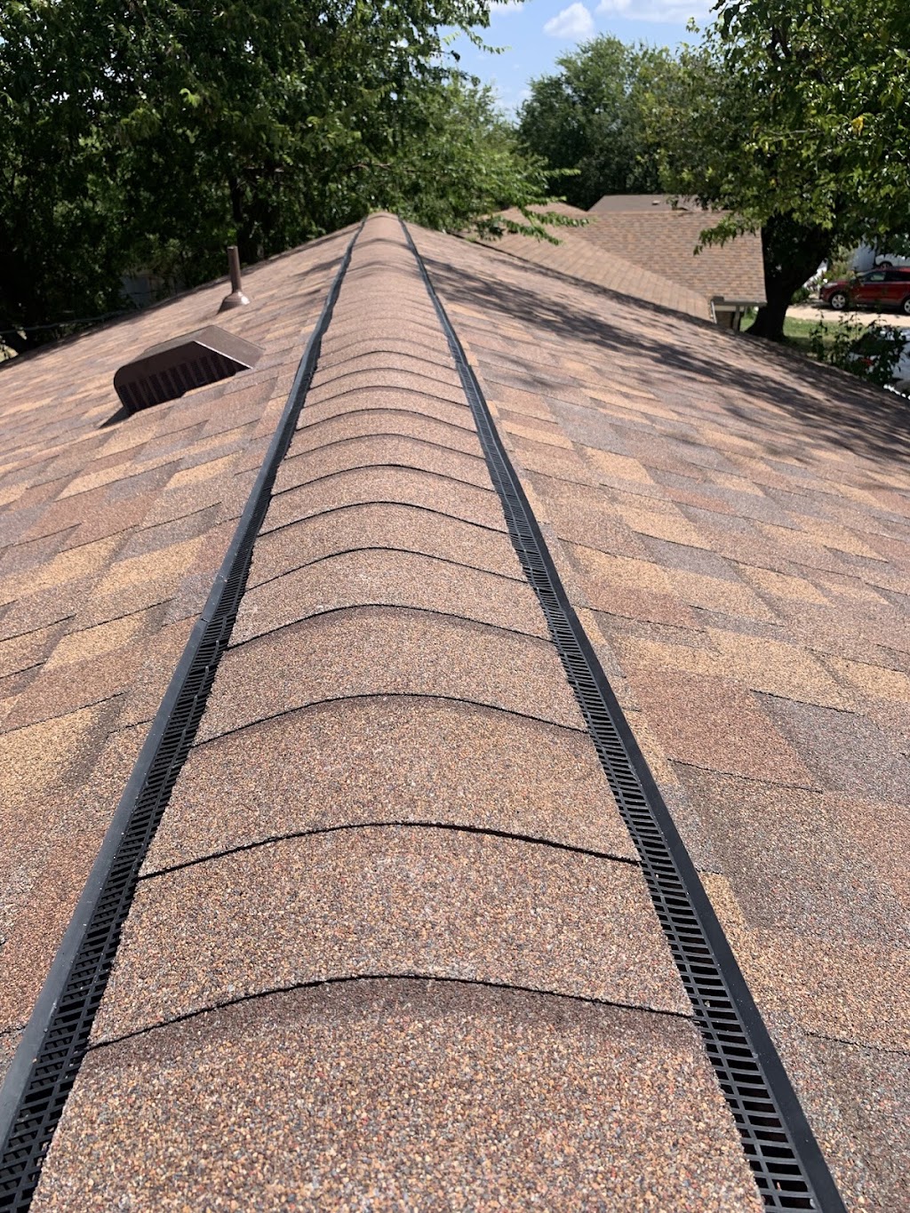 R.O.I. Roofing & Construction | 711 W Bailey Boswell Rd Suite 100 E, Saginaw, TX 76179, USA | Phone: (817) 229-9363