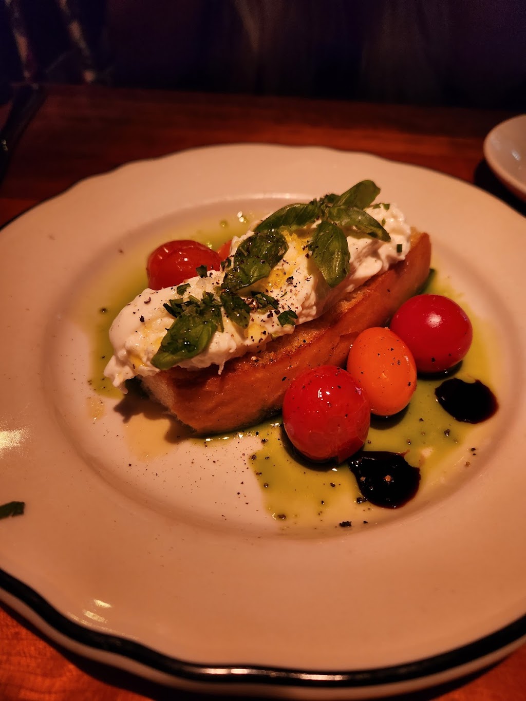 The Honor Bar | 26 Highland Park Village, Dallas, TX 75205, USA | Phone: (214) 780-0956