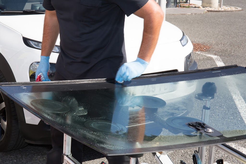 Hatch Windshield Replacement Queen Creek | 22451 E Avenida Del Valle Ct, Queen Creek, AZ 85142, USA | Phone: (520) 494-3769