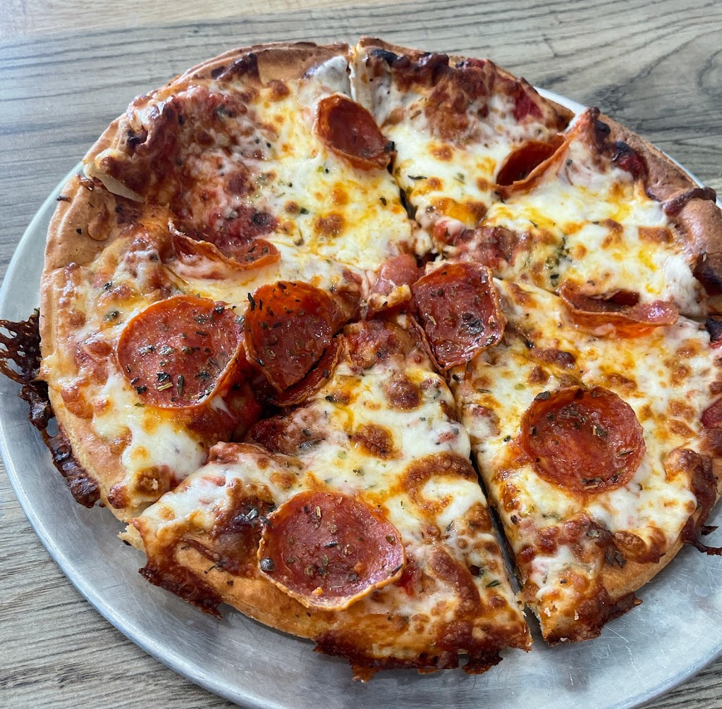 Whitewright Pizza | 2065 Beasley Blvd, Whitewright, TX 75491, USA | Phone: (430) 703-4002