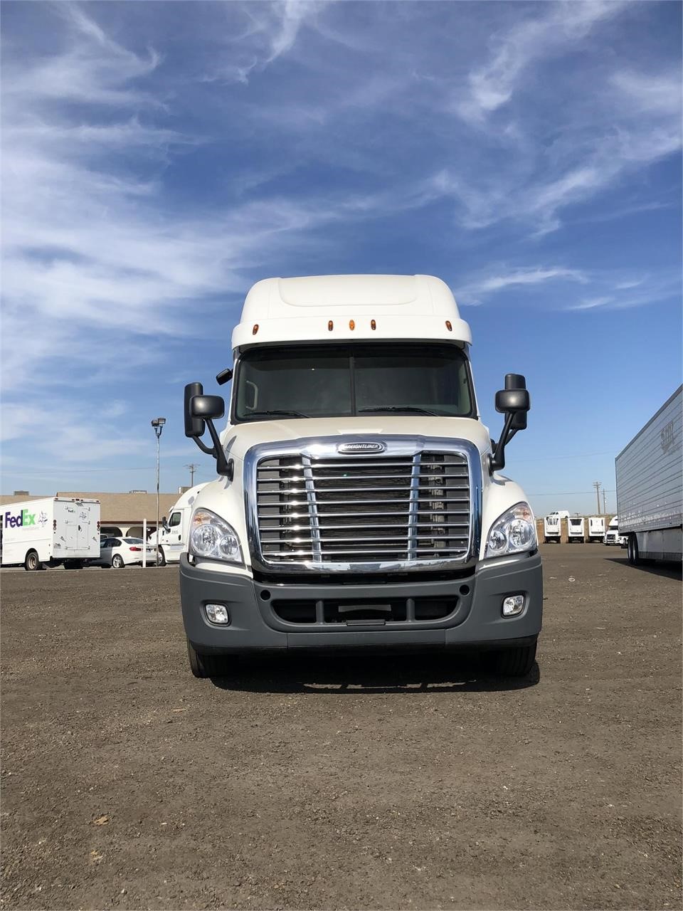 Valley Truck & Trailer Sales | 3153 E Malaga Ave, Fresno, CA 93725, USA | Phone: (559) 744-6000