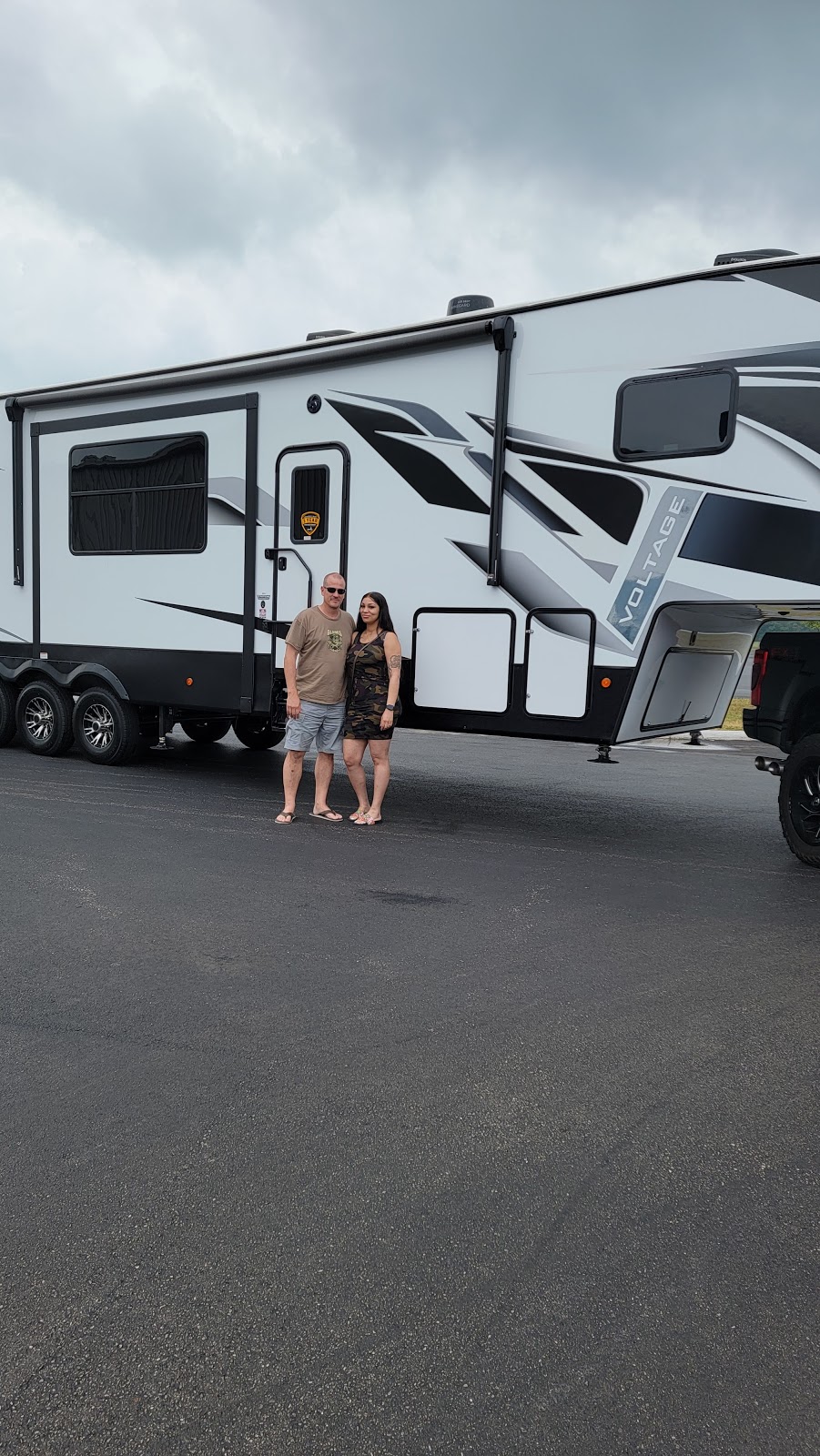 Couchs RV Nation | 5555 Kennel Rd, Trenton, OH 45067, USA | Phone: (513) 863-7000