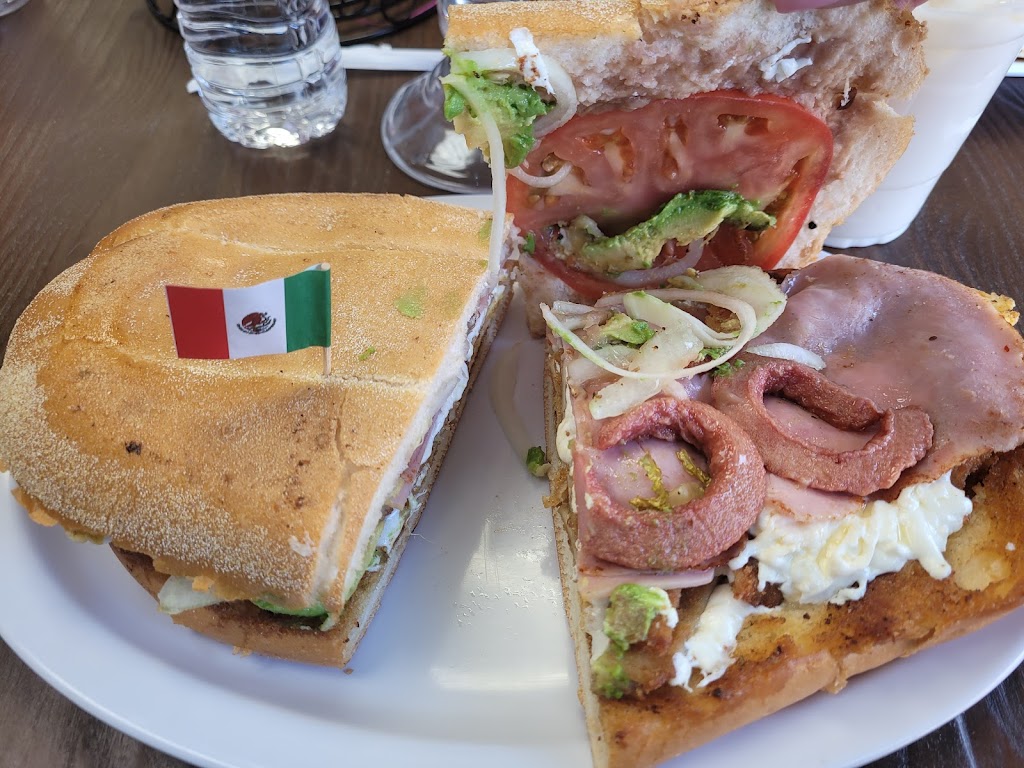 Tortas Lokas | 945 Main Ave, Passaic, NJ 07055, USA | Phone: (973) 859-0133