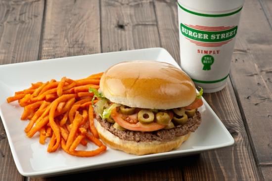 Burger Street | 5809 Office Park Dr, Arlington, TX 76016, USA | Phone: (817) 561-0999