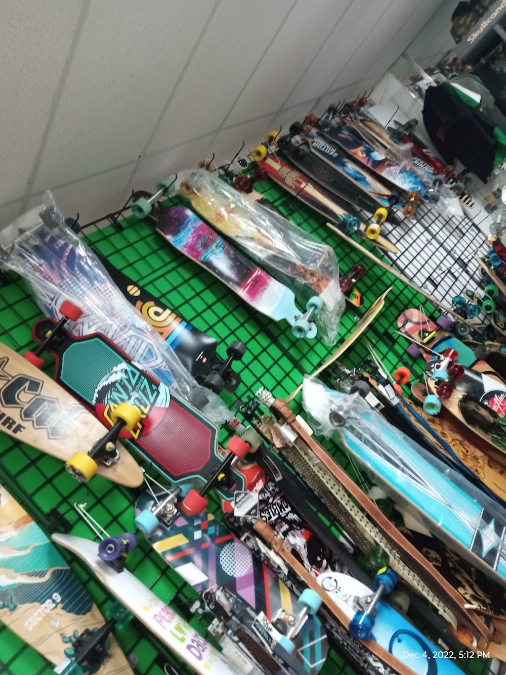 C&D Skate Shop Sk8 | 6101 Lake Isabella Blvd, Lake Isabella, CA 93240, USA | Phone: (760) 812-1258